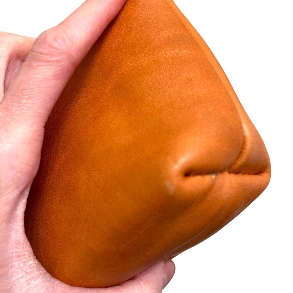 Portland leather brown cosmetic clutch bag - Picture 5 of 8
